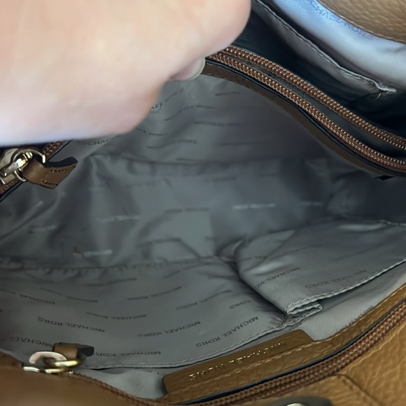 Michael Kors handbag - Picture 8 of 8